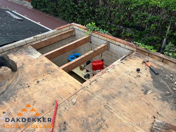 Plat dak vervangen met open constructie in Noord-Holland Plat dak vervangen met open constructie in Noord-Holland
